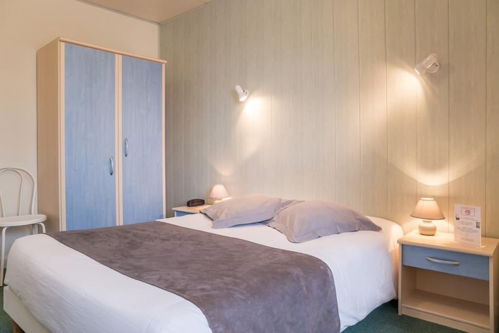 Hotel Caravelle Contact Hotel Rochefort  Zewnętrze zdjęcie