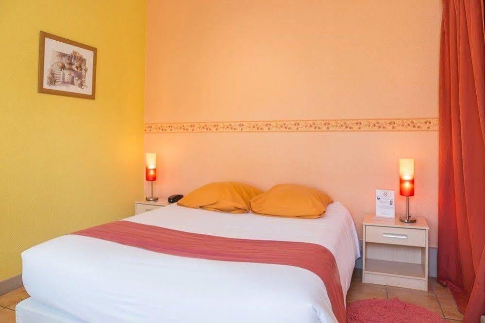 Hotel Caravelle Contact Hotel Rochefort  Zewnętrze zdjęcie